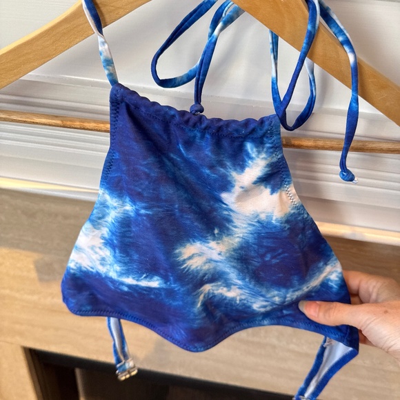 Two Piece Bathing Suit - Picture 2 of 8